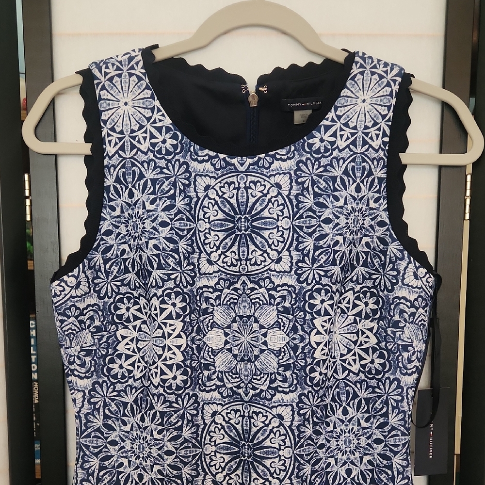 Tommy Hilfiger Blue and White Patterned Bodycon Dress